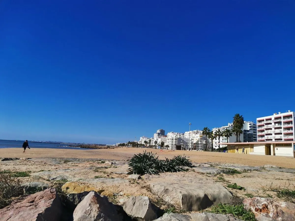 Seaflower - Cosy, Family Friendly Condo 50M From The Beach Quarteira Portugal