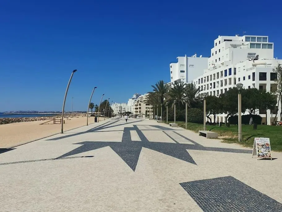 Apartment Seaflower - Cosy, Family Friendly Condo 50M From The Beach Quarteira