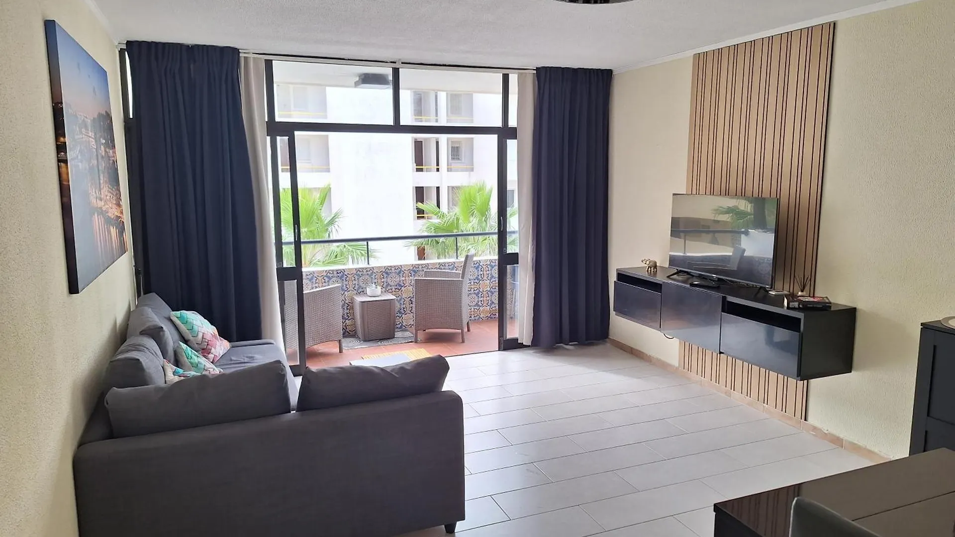 Seaflower - Cosy, Family Friendly Condo 50M From The Beach Quarteira Portugal