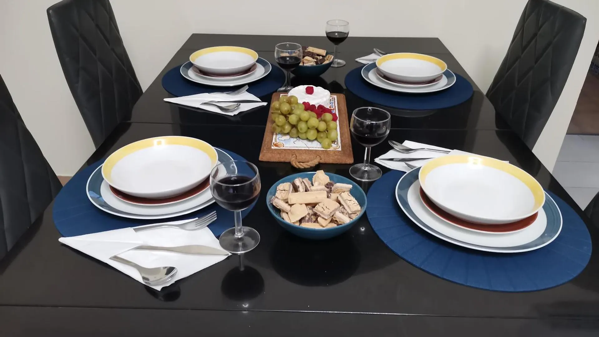 Seaflower - Cosy, Family Friendly Condo 50M From The Beach Quarteira Apartment