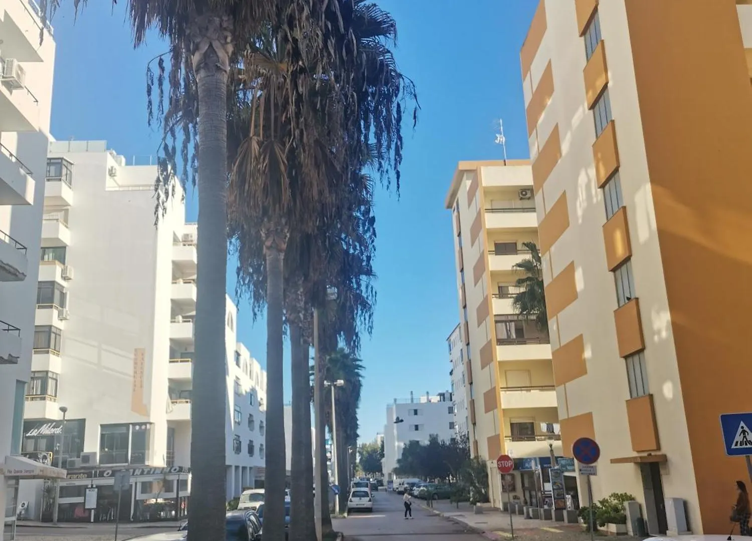 Seaflower - Cosy, Family Friendly Condo 50M From The Beach Quarteira Portugal
