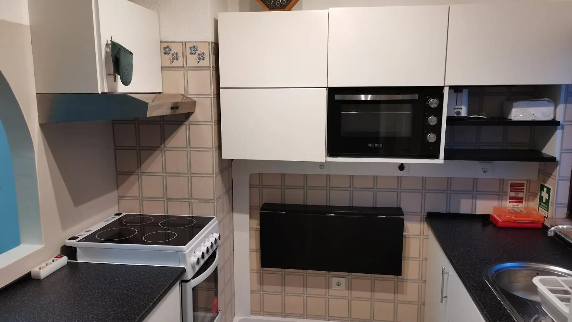 Seaflower - Cosy, Family Friendly Condo 50M From The Beach Quarteira Apartment