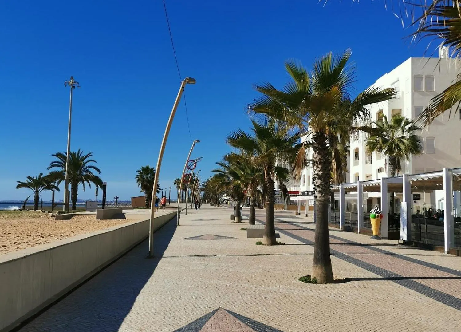 Apartment Seaflower - Cosy, Family Friendly Condo 50M From The Beach Quarteira Portugal